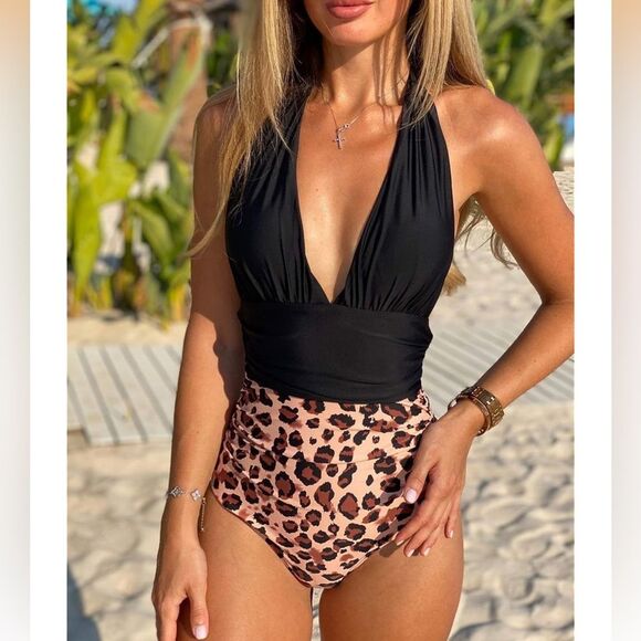 Source Unknown Other - Leopard Print Colorblock Halter One Piece Swimsuit XL EUC Tummy Control Sexy